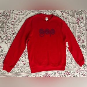 Red Gap Sweater Size M for man, New with tags.